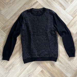 Quinn - 100% cashmere - black and grey sweater - S (fits like a medium)